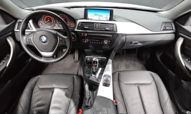 Series 4 (F32)