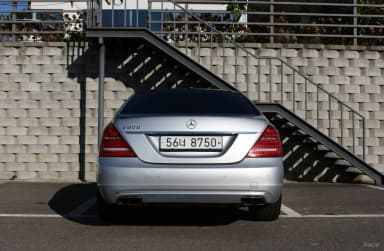 S-Class W221