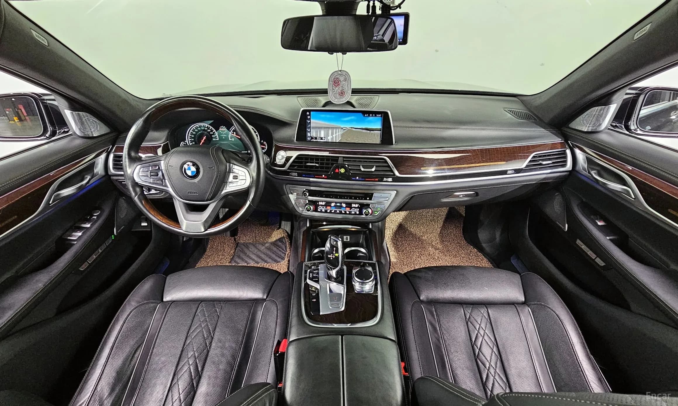 7 Series (G11)