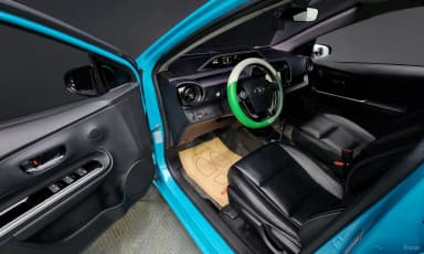 Prius C
