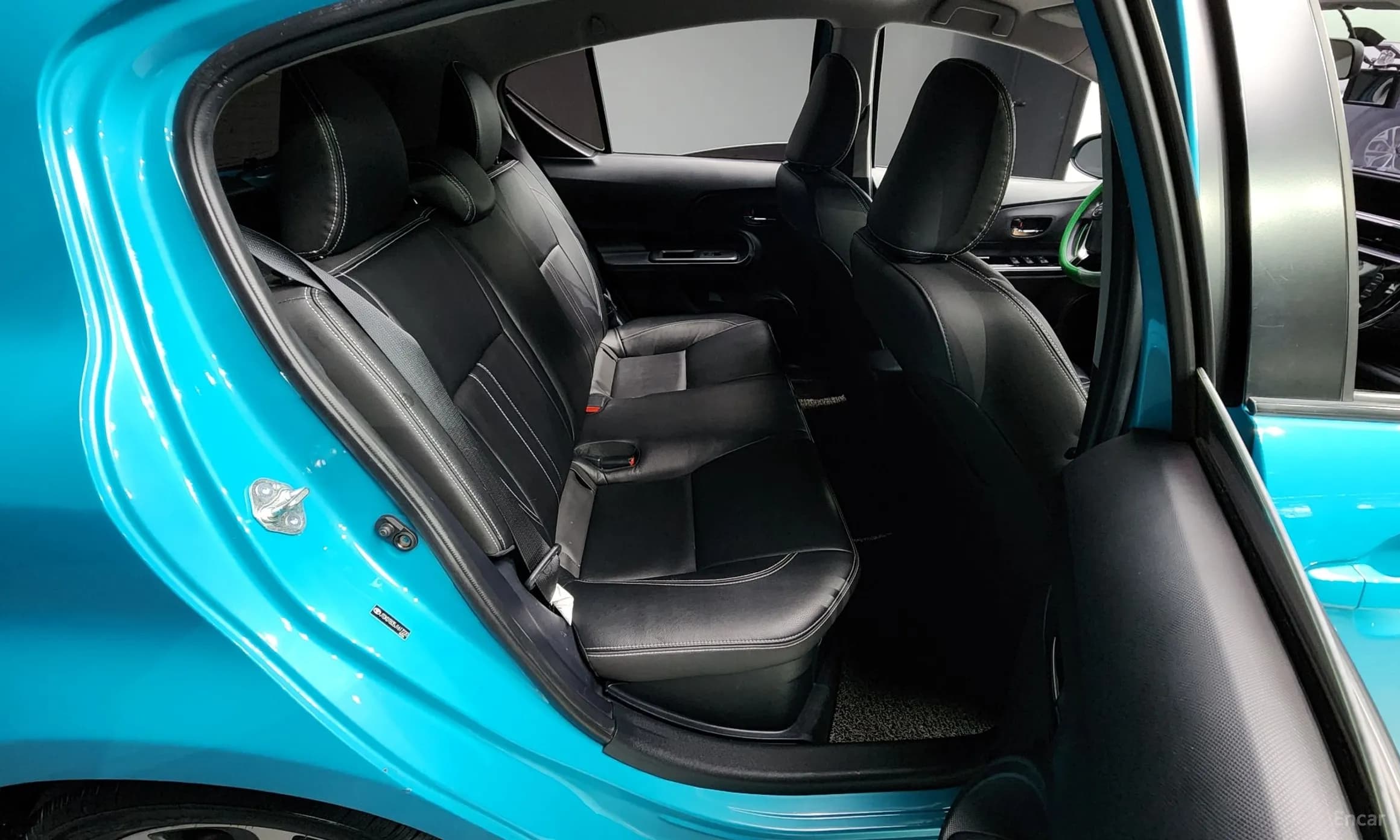 Prius C