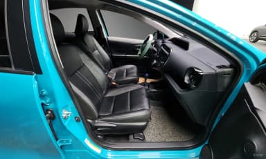 Prius C