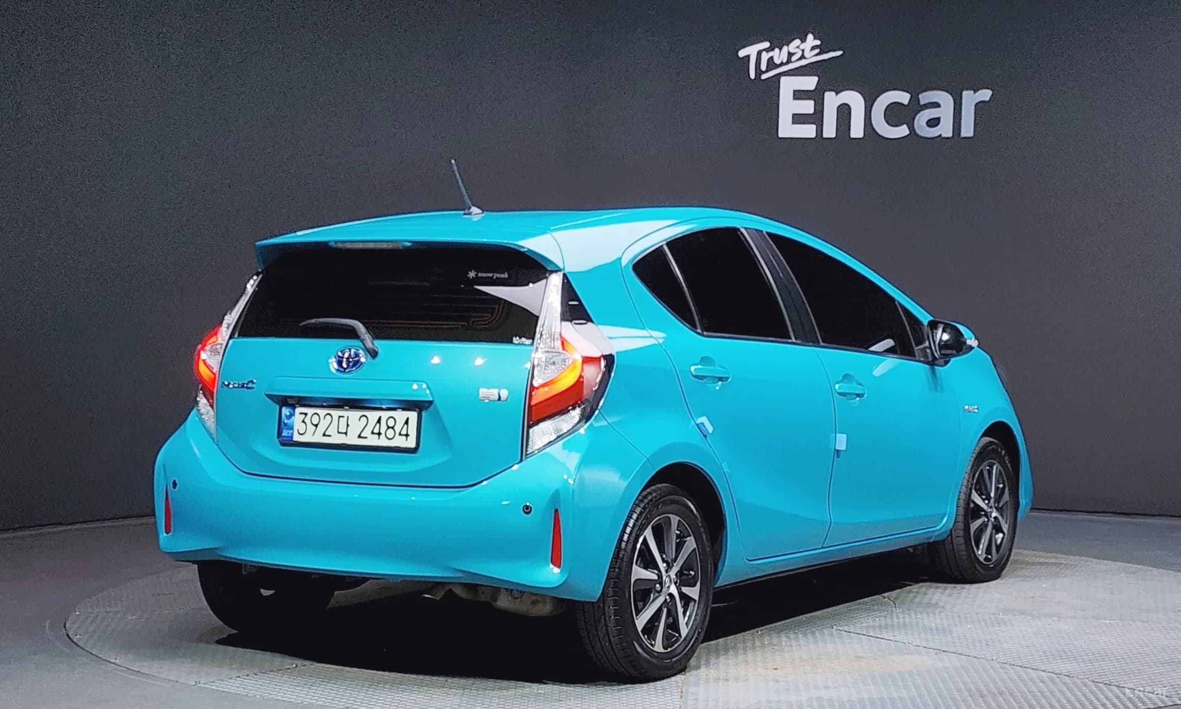 Prius C