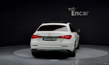 C-Class W206