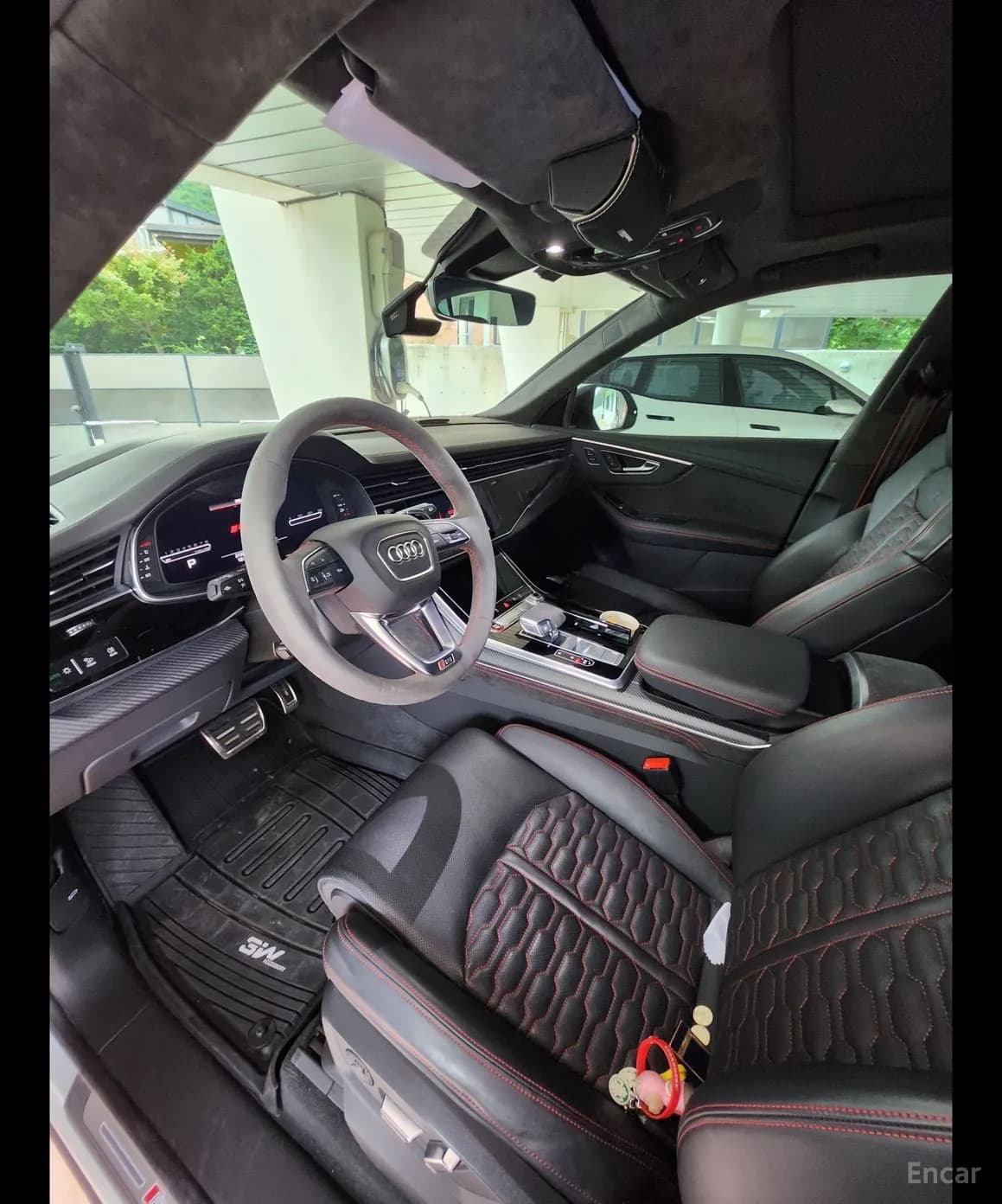 RSQ8 (4M)
