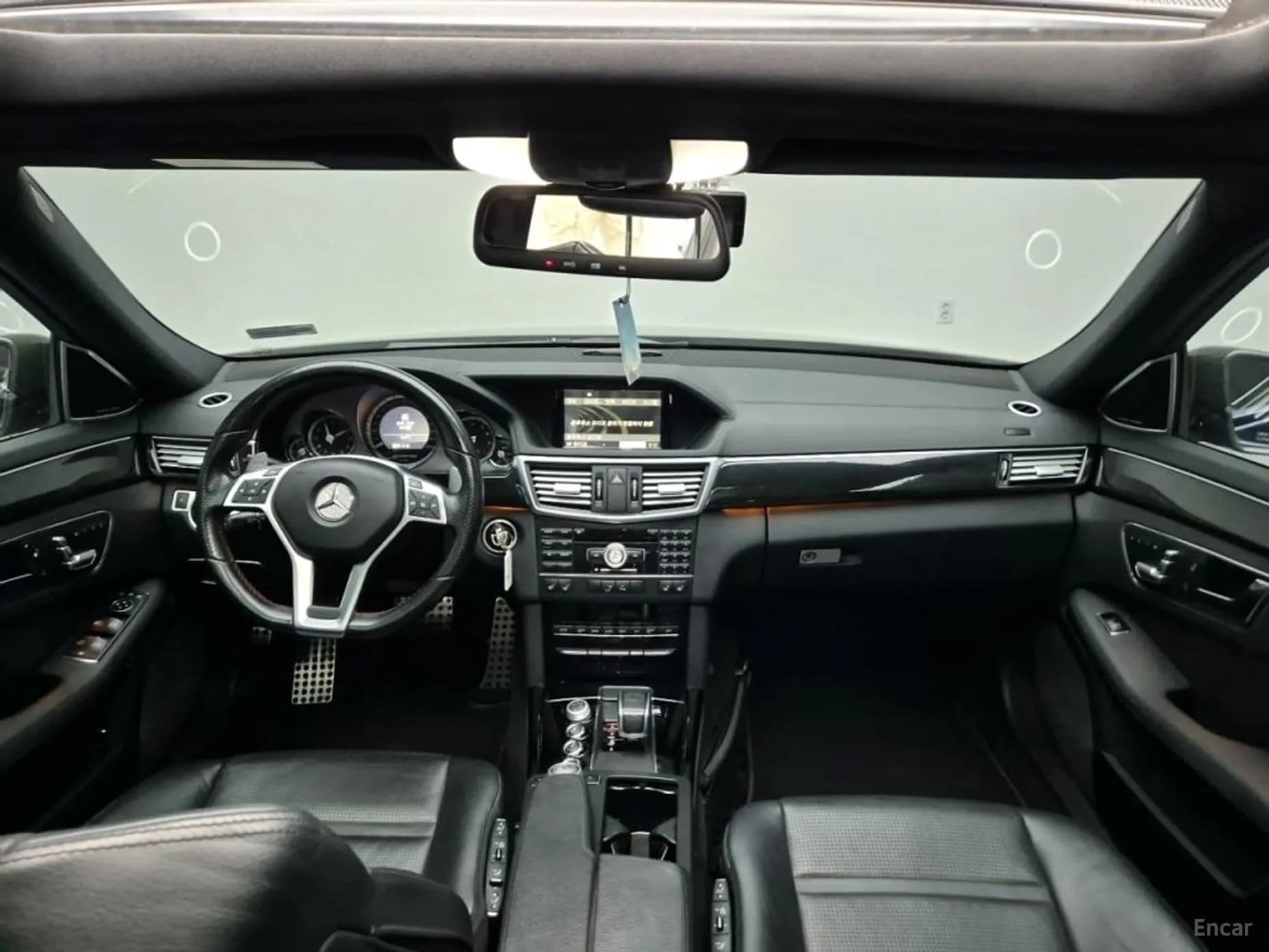 E-Class W212