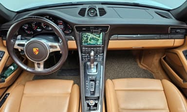 910