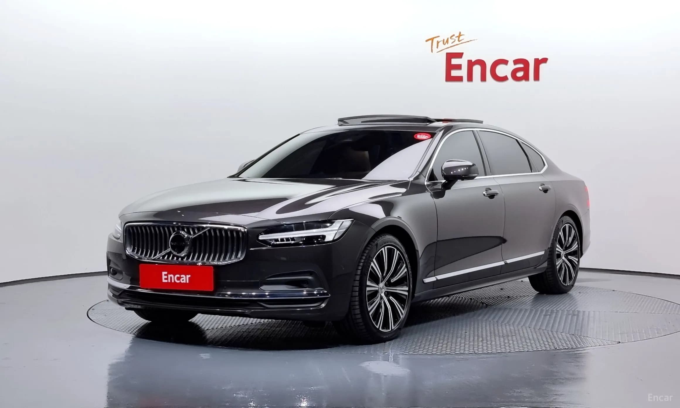 S90