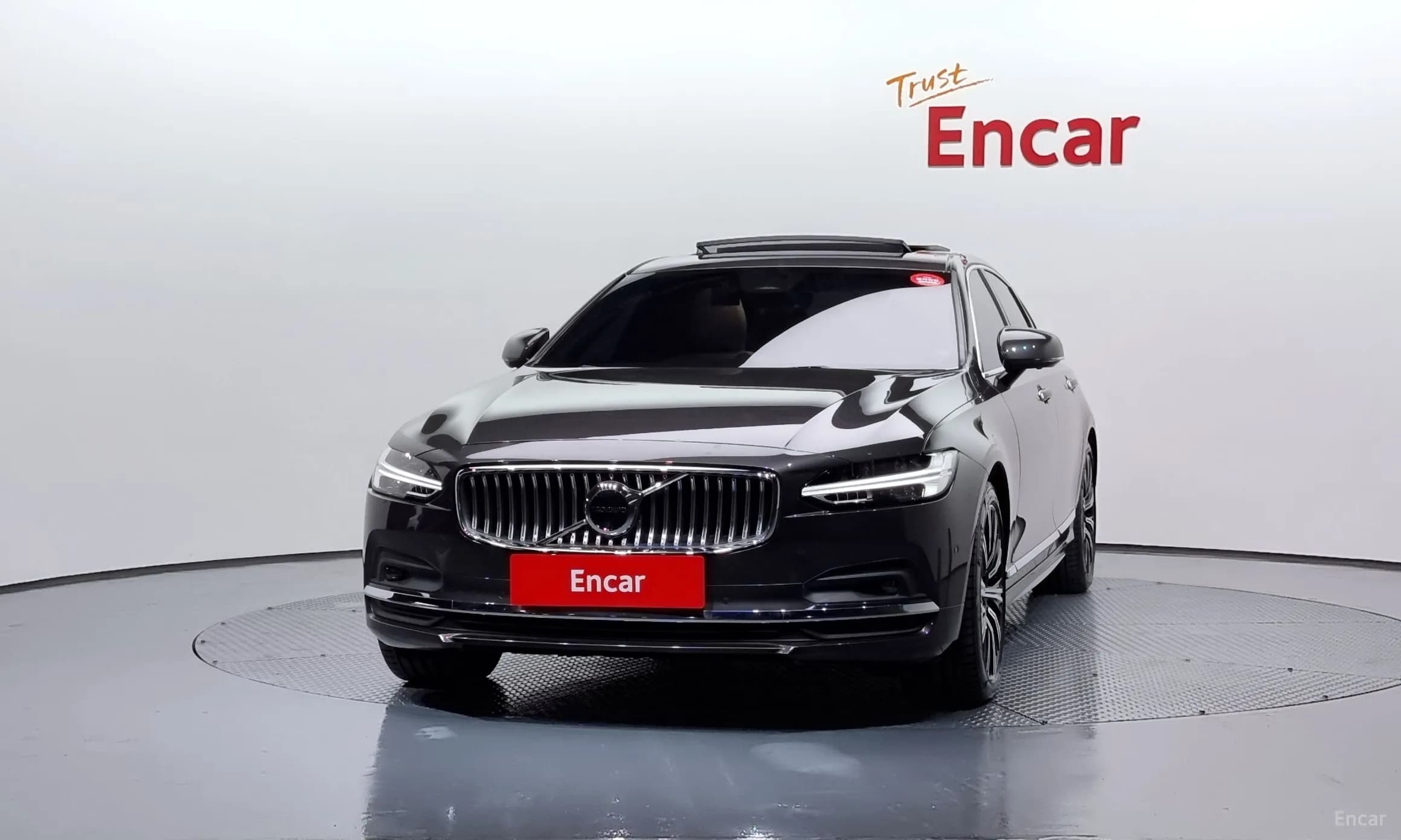 S90