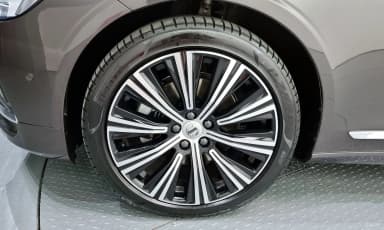 S90