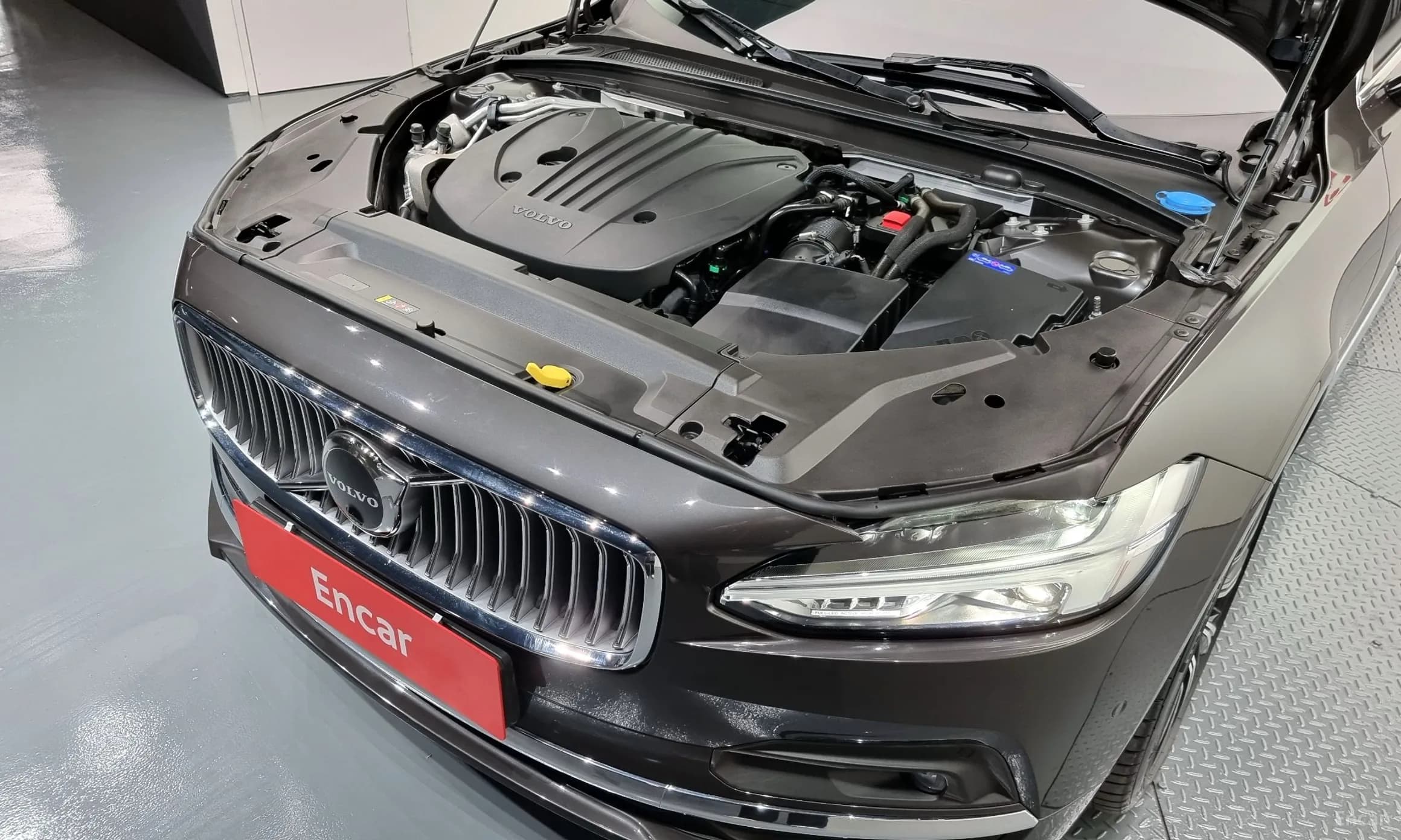 S90