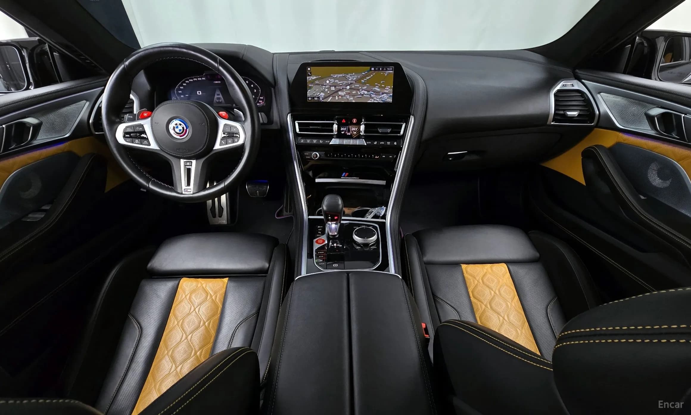 M8 (G15)