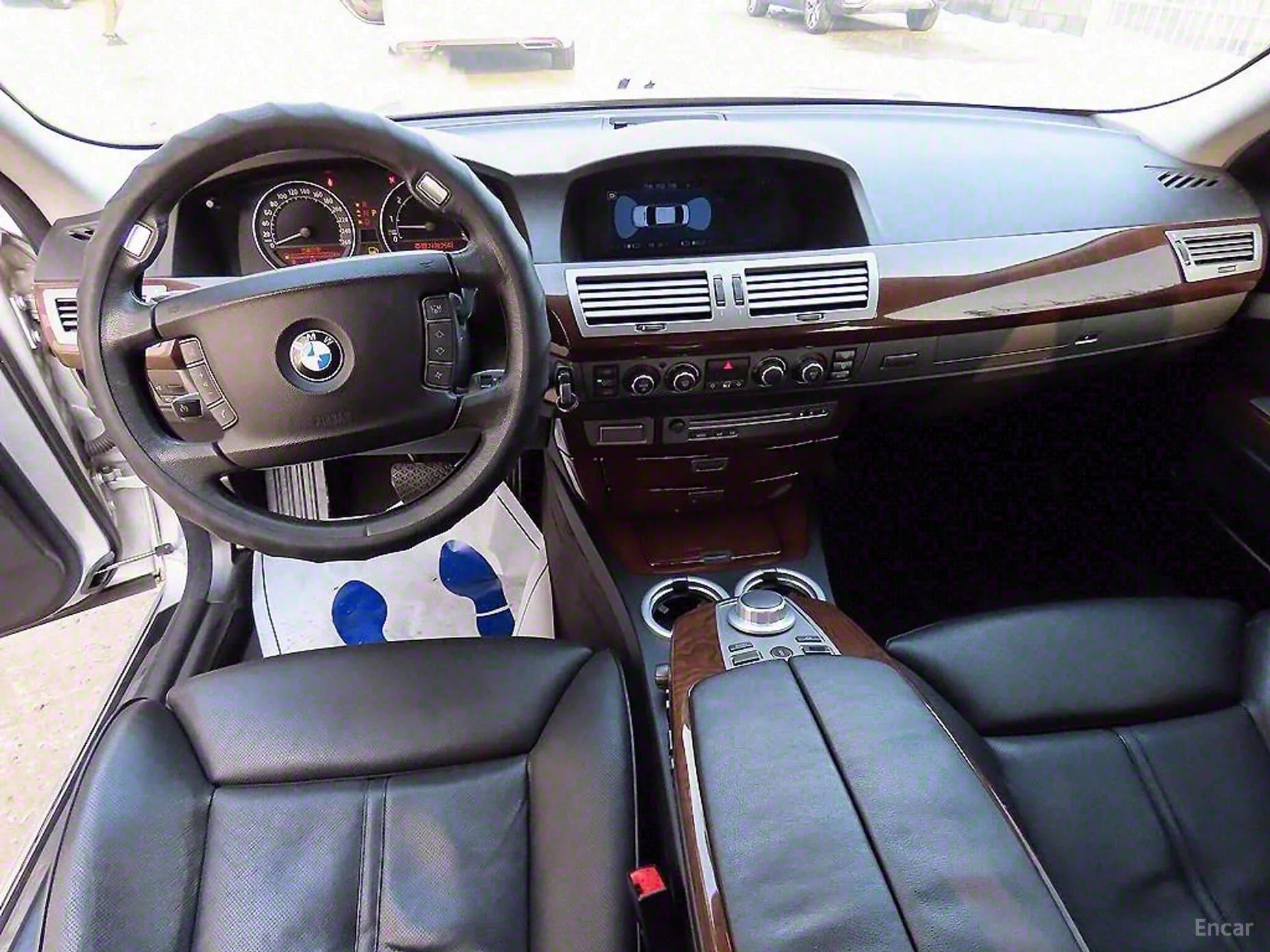 7 Series (E65)