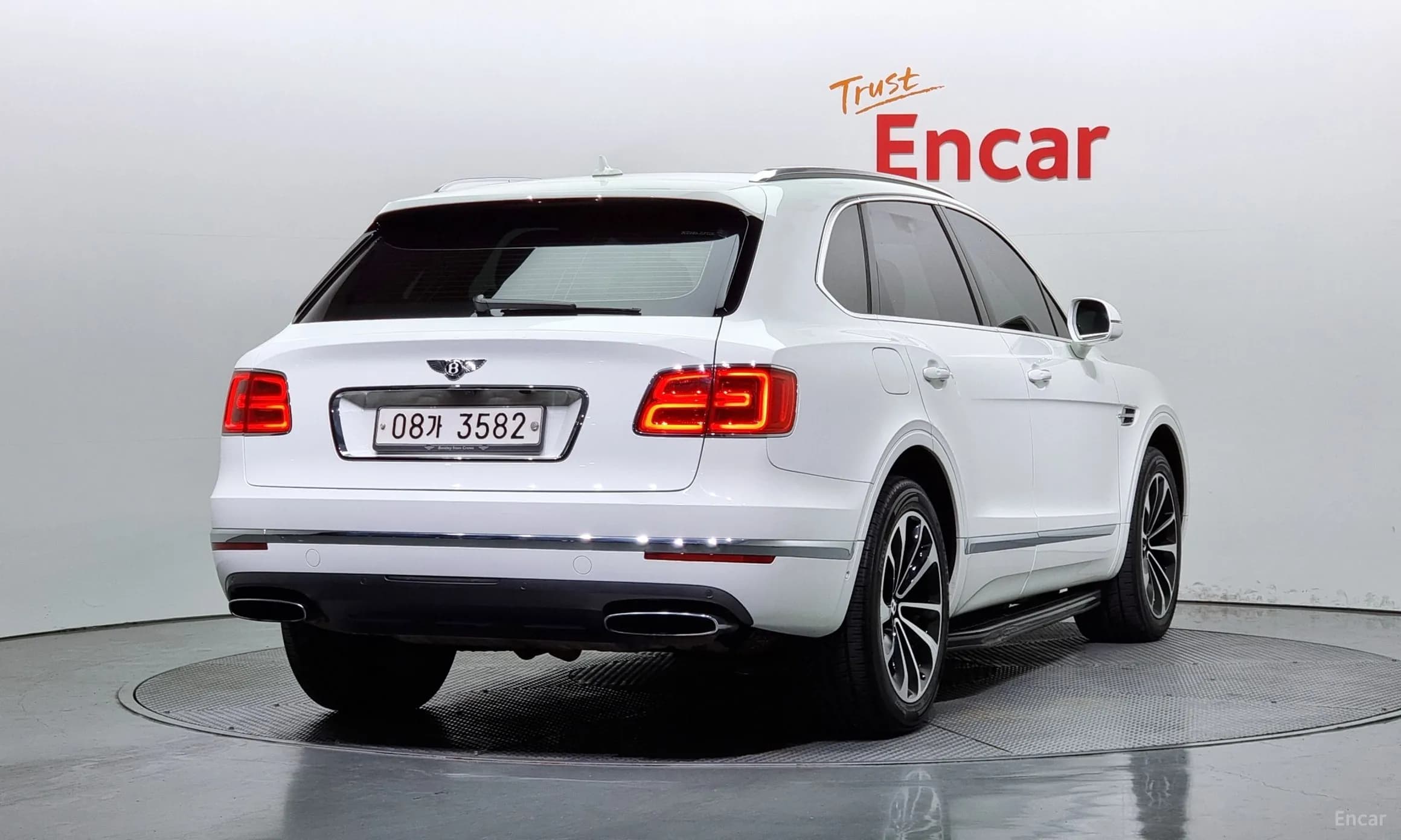 Bentayga