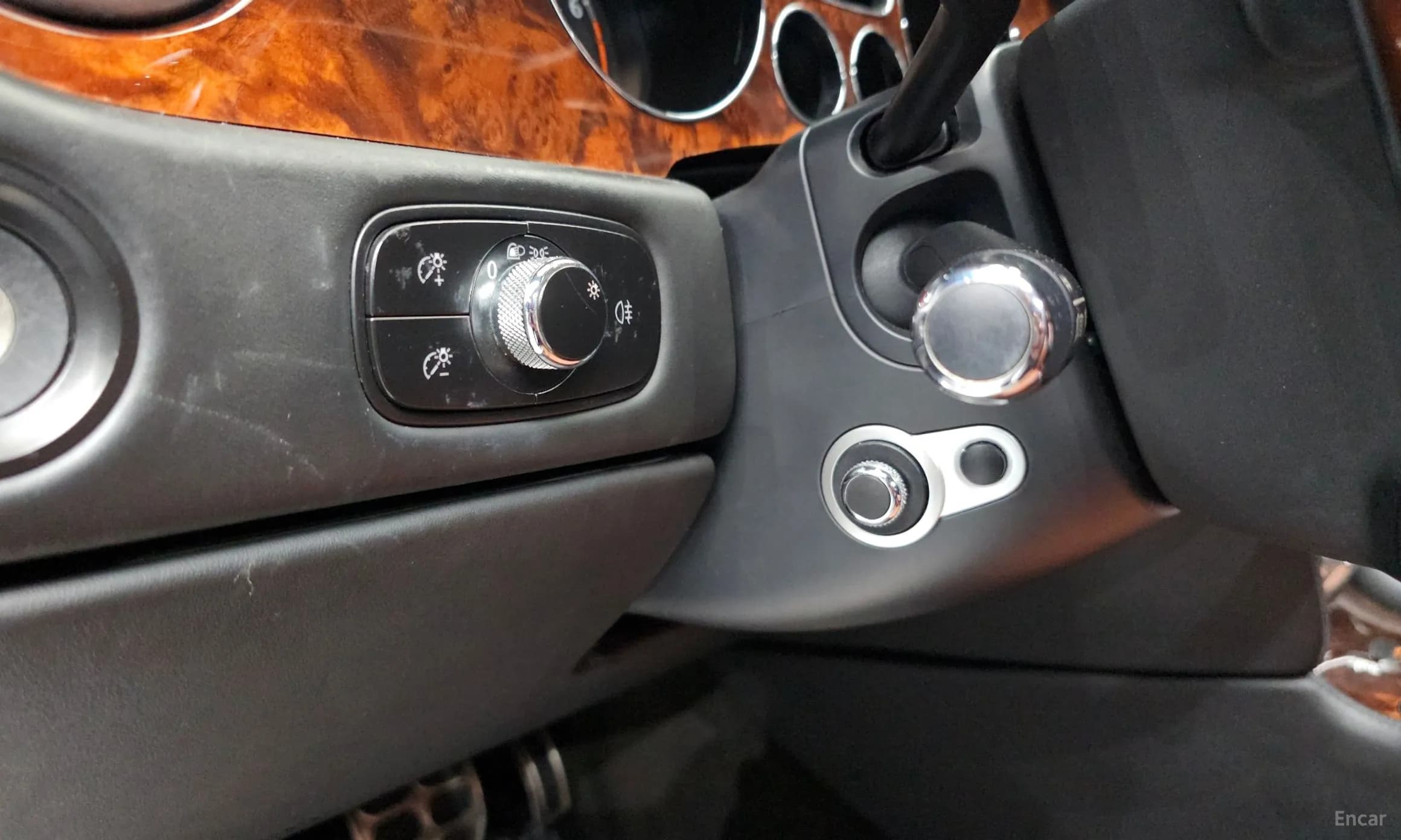 Flying Spur Gen 1