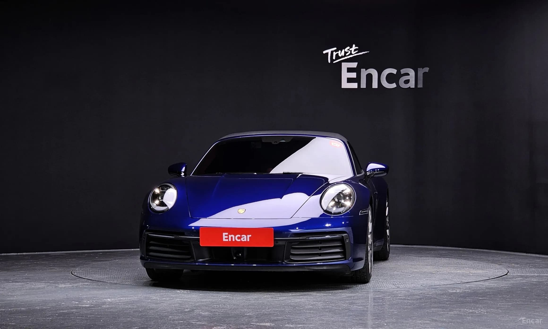 911 (992)