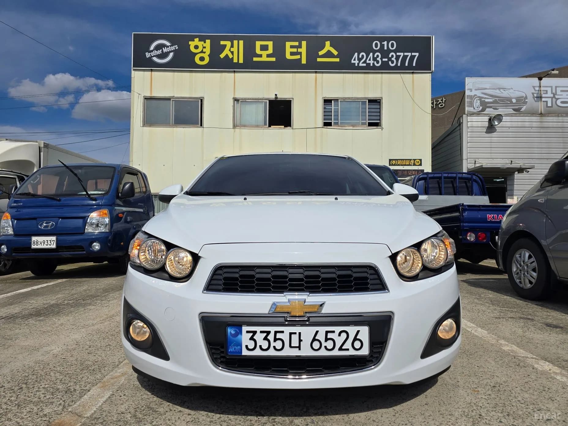 Aveo Hatchback
