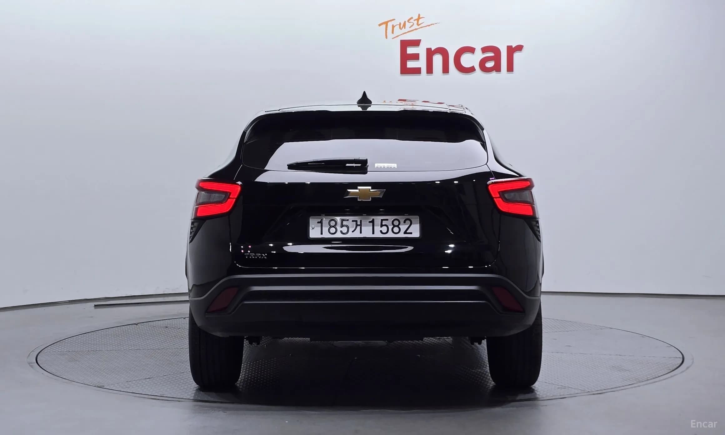 Trax Crossover