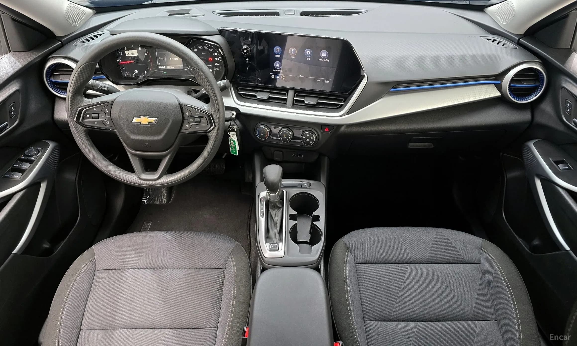 Trax Crossover