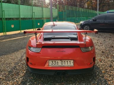 910