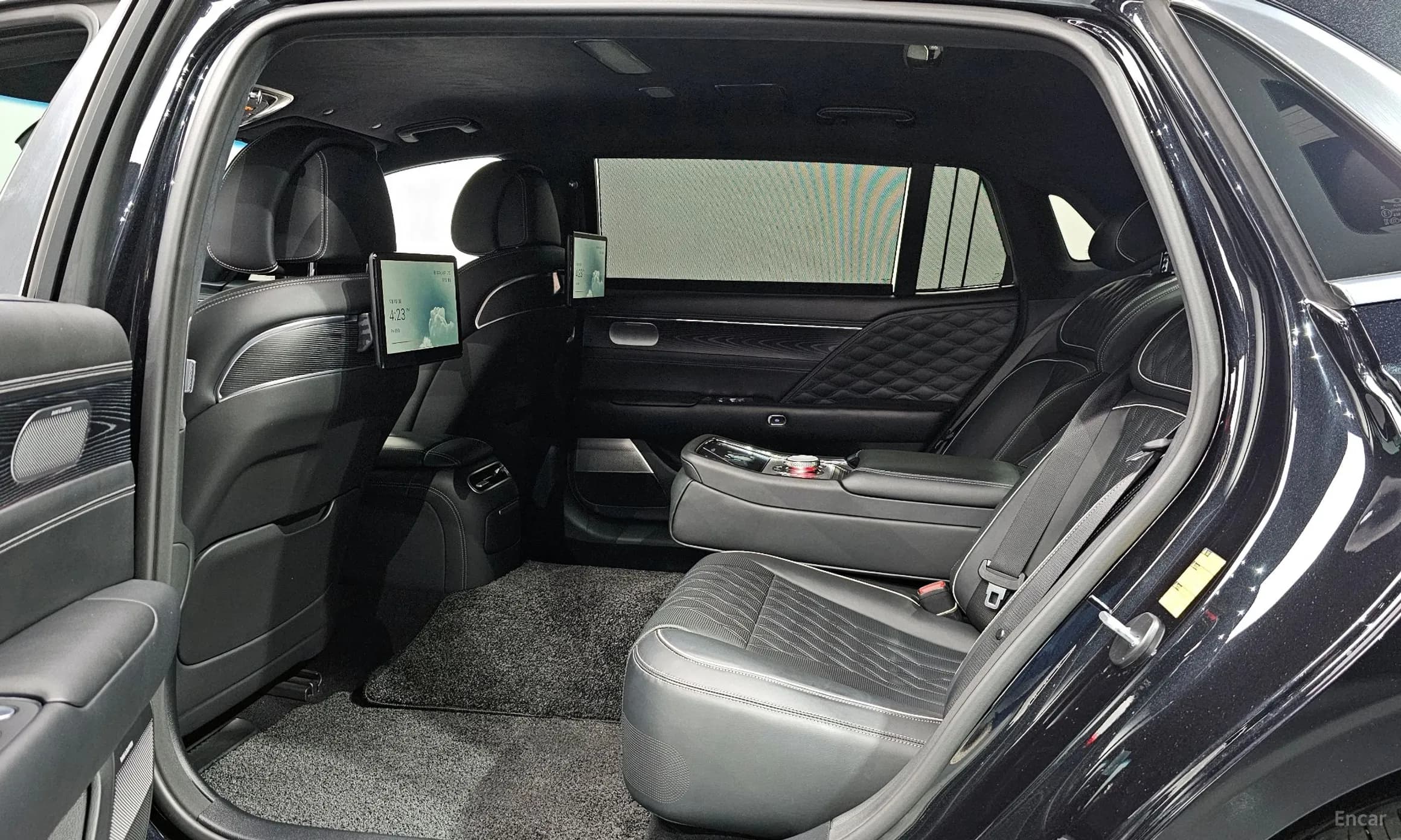 G90 (RS4)