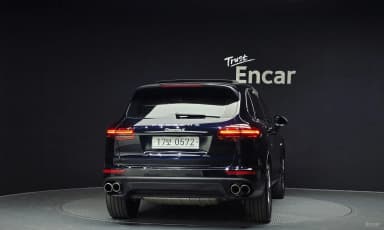 New Cayenne