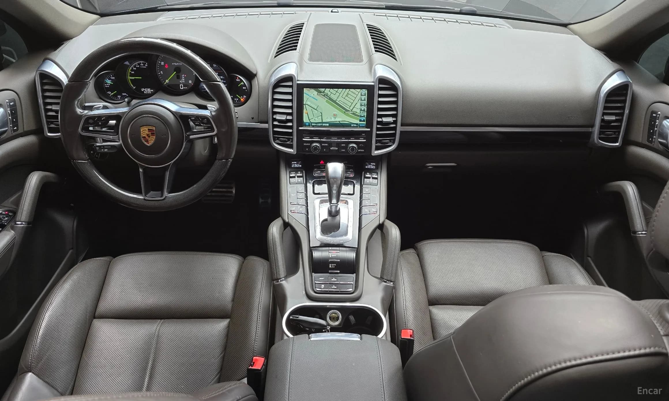 New Cayenne