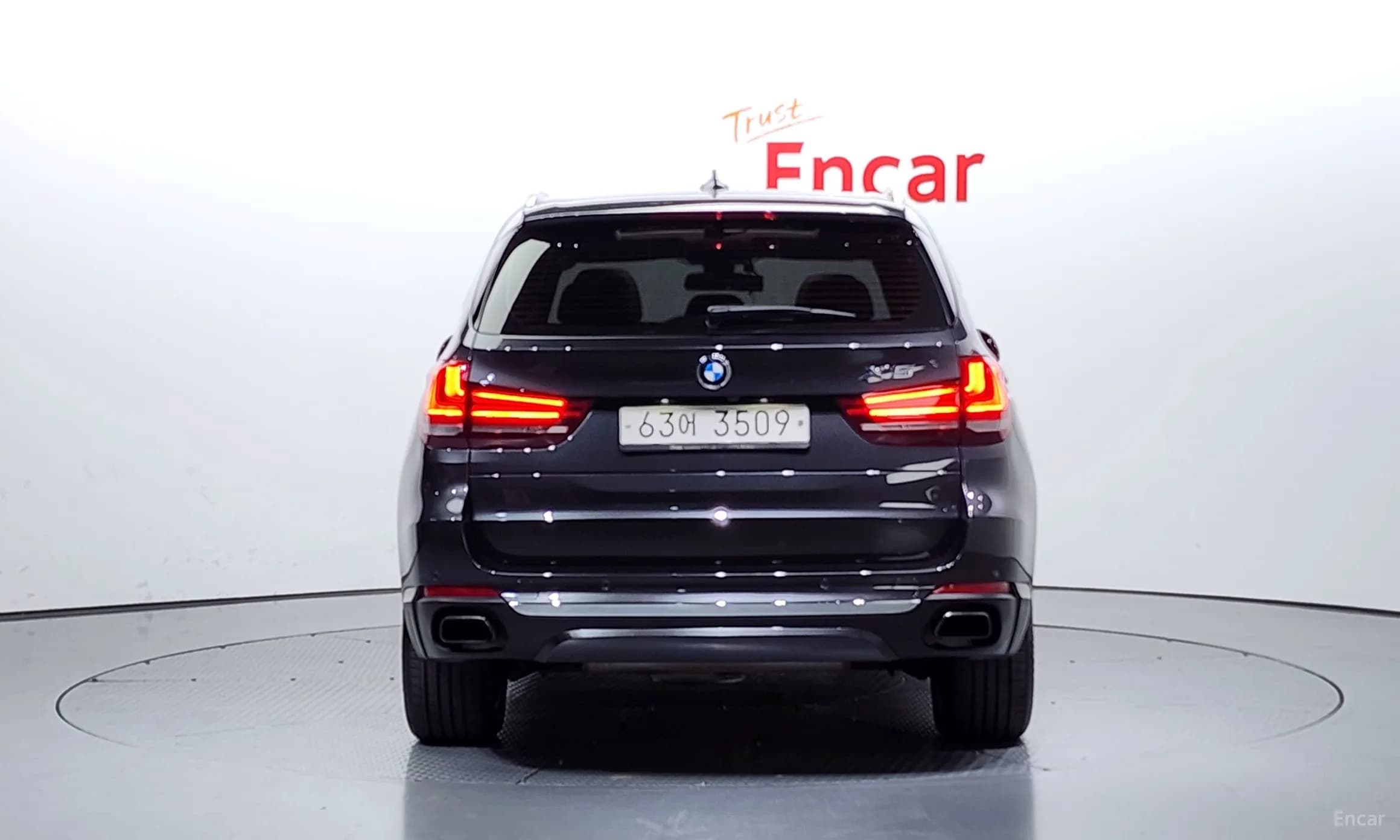X5 (F15)