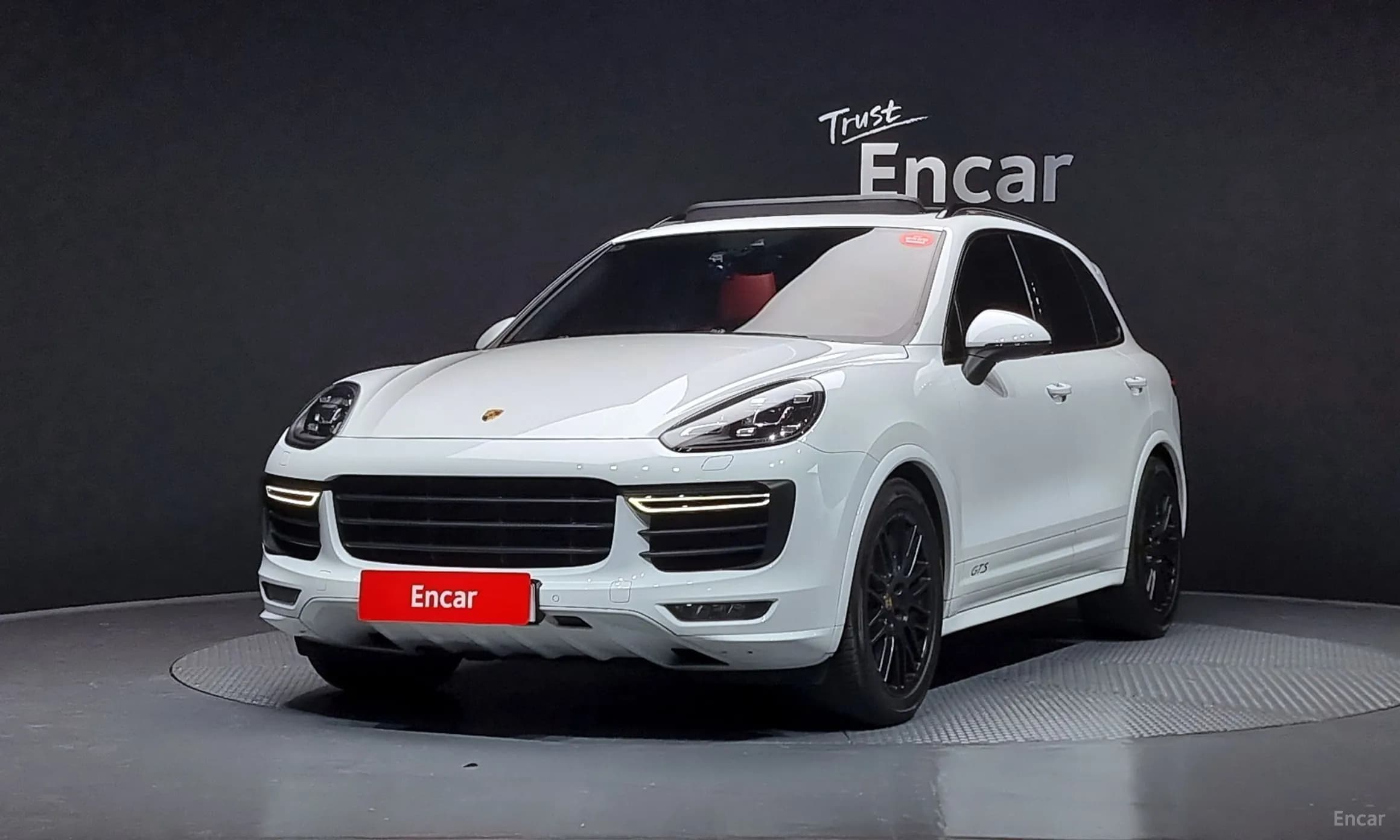 New Cayenne