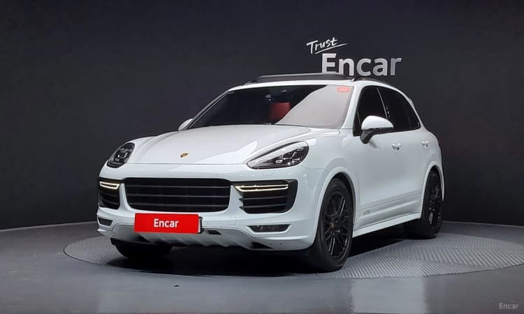 New Cayenne