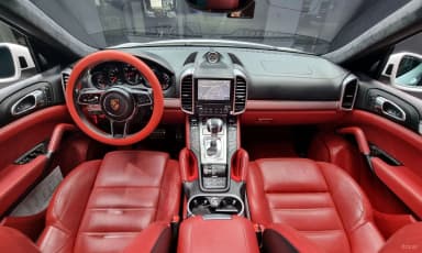 New Cayenne