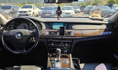 7 Series (F01)
