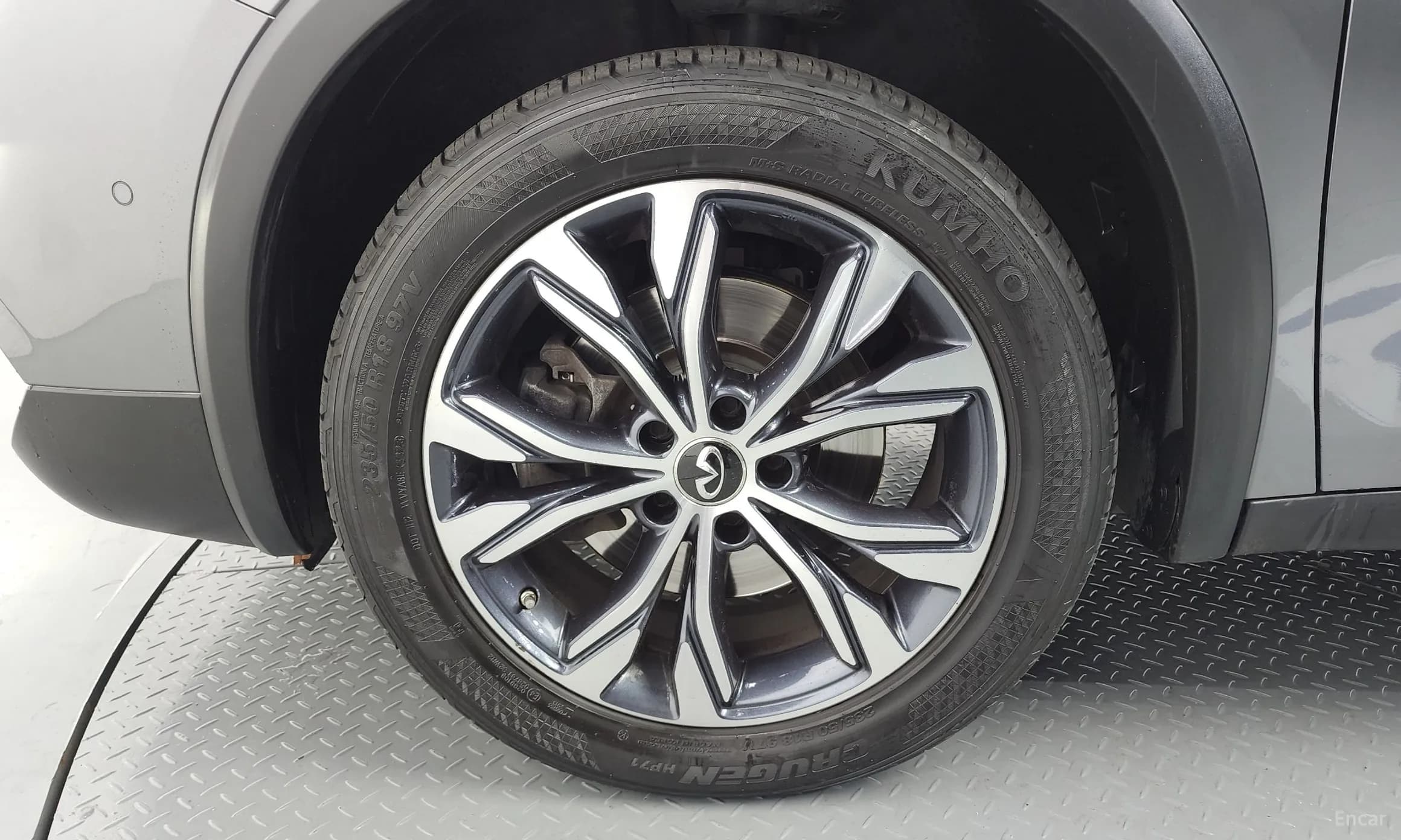 QX30