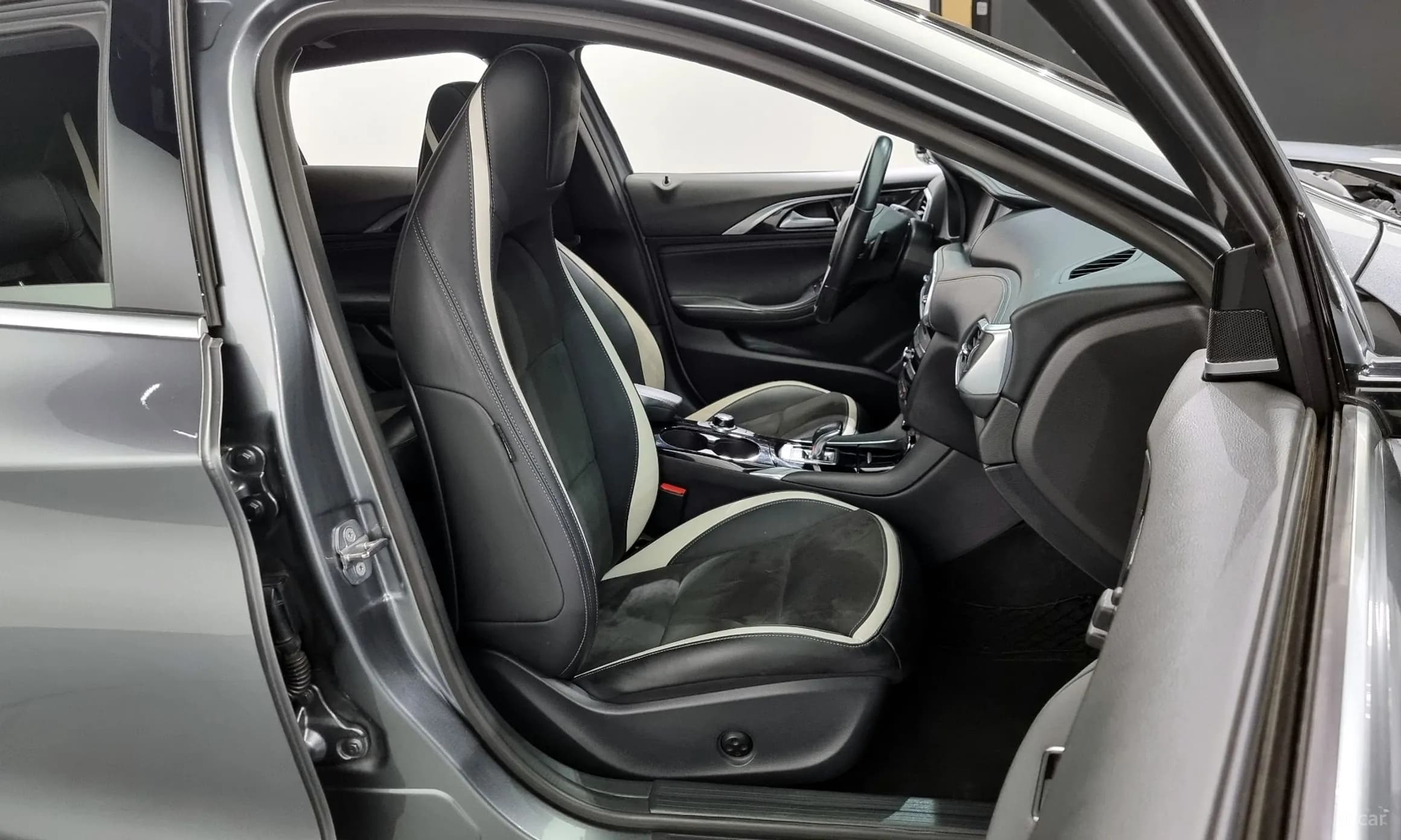 Q30