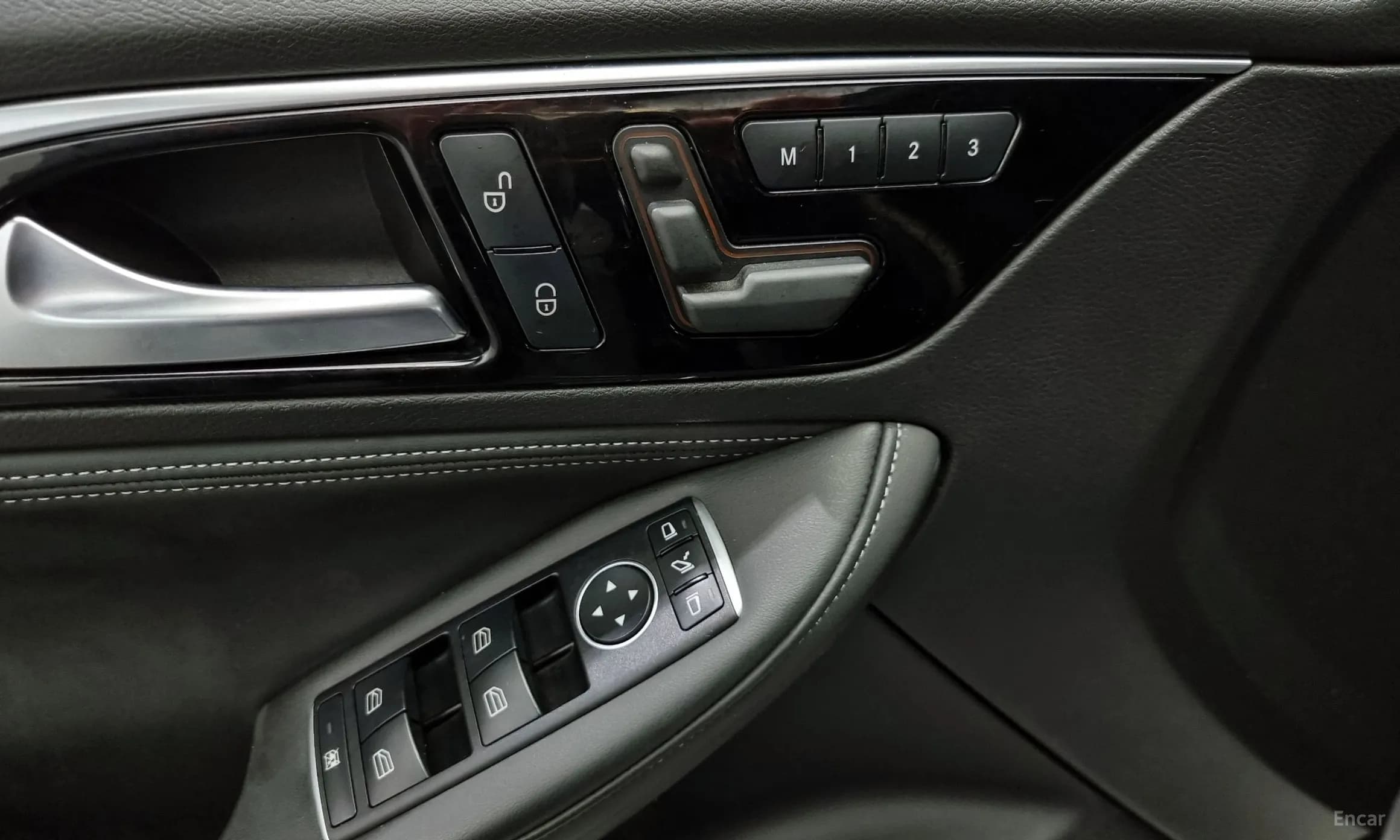 Q30