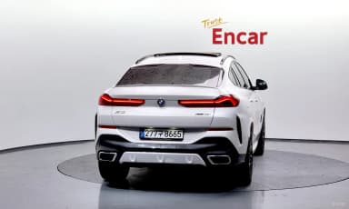 X6 (G06)