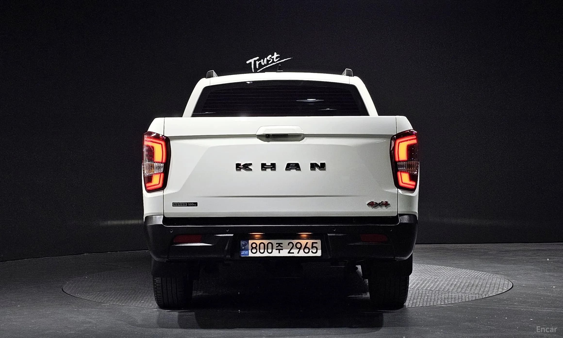 Rexton Sports Khan
