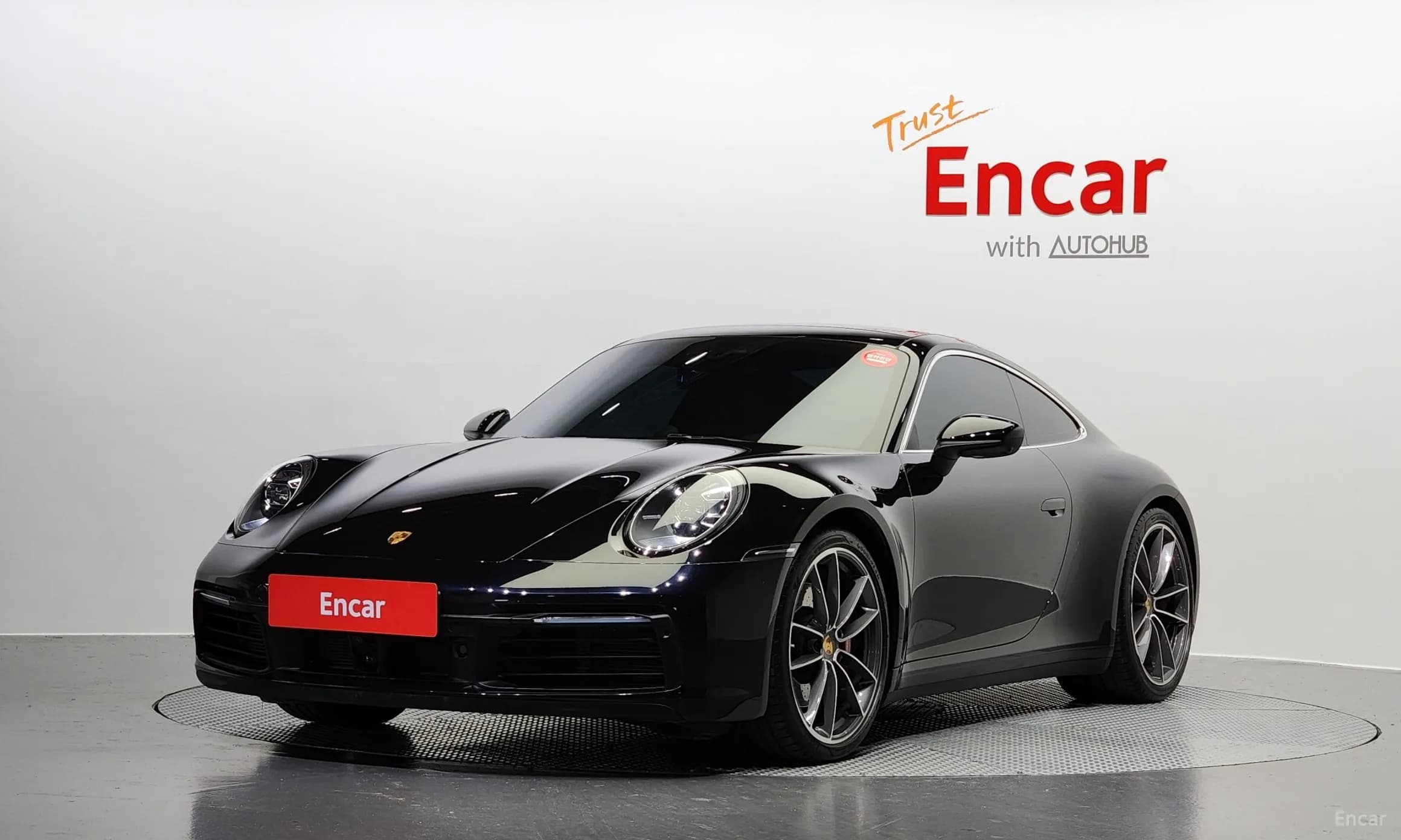 911 (992)