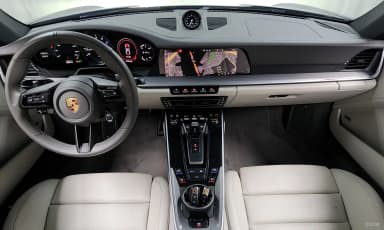 911 (992)