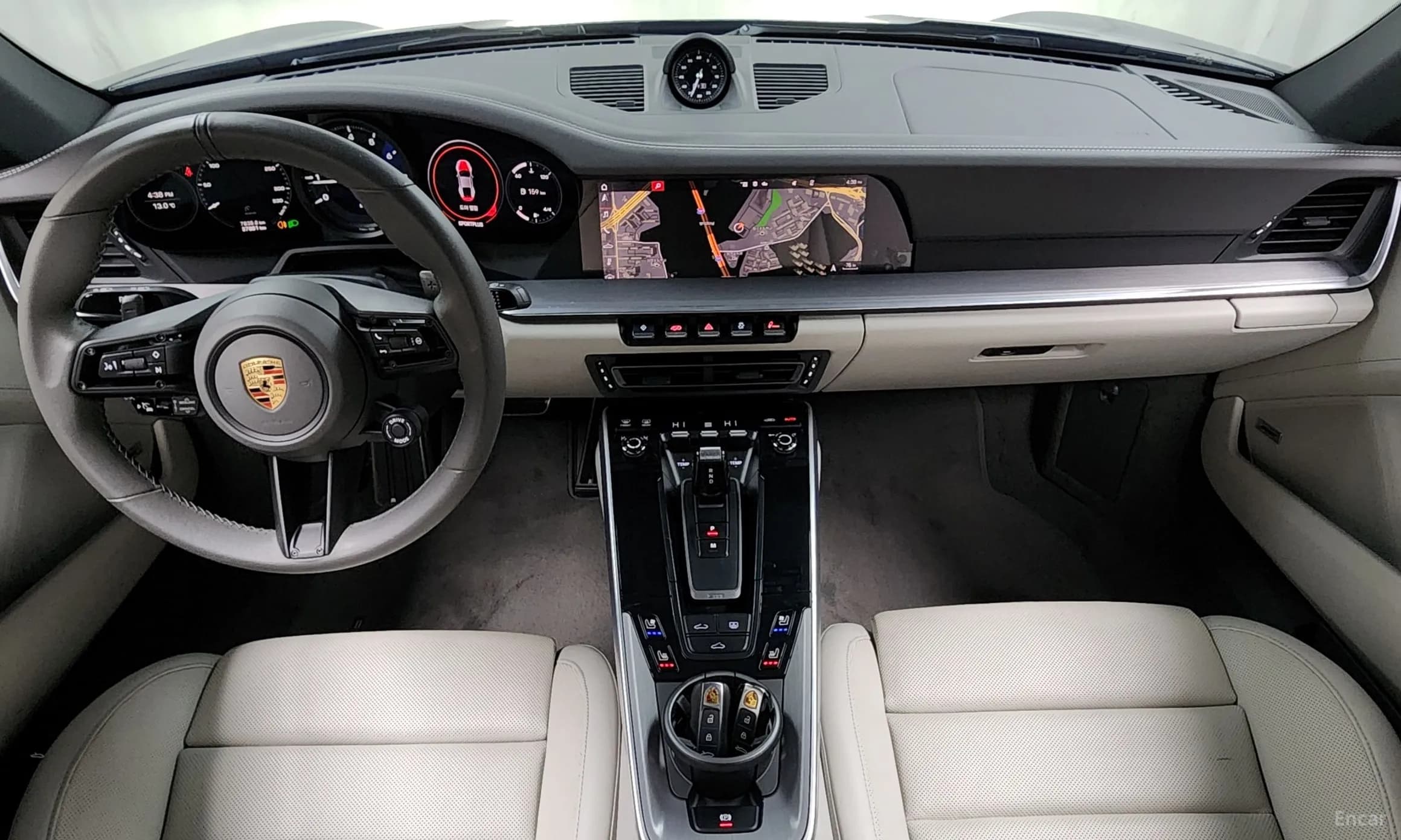 911 (992)