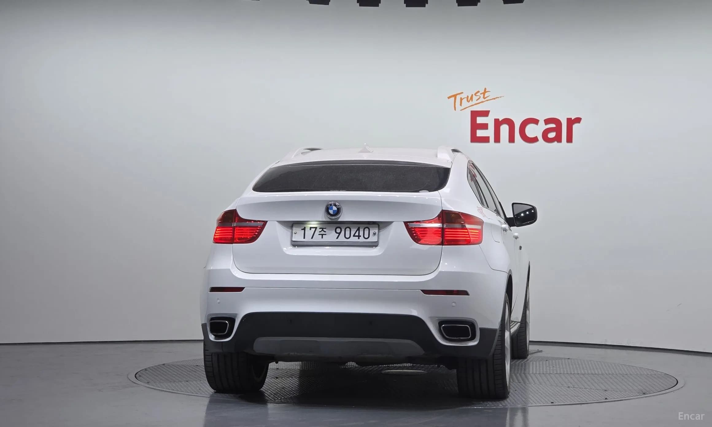 X6 (E71)