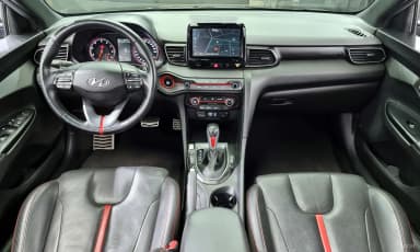 Veloster (JS)