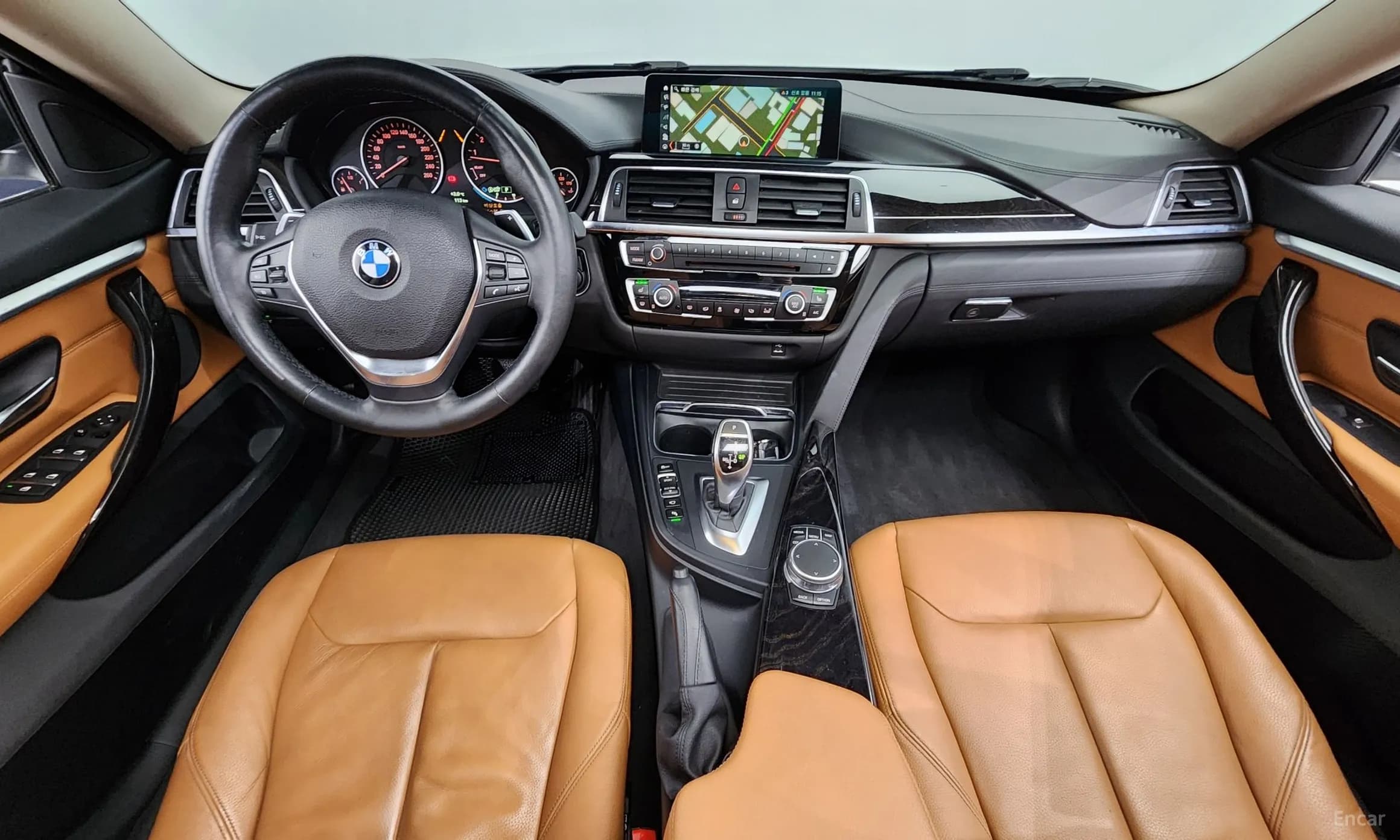 Series 4 (F32)