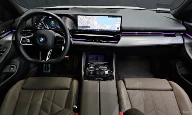 5 Series (G60)