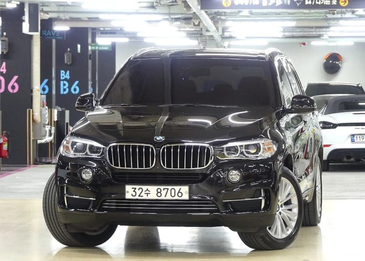 X5 (F15)