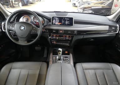 X5 (F15)