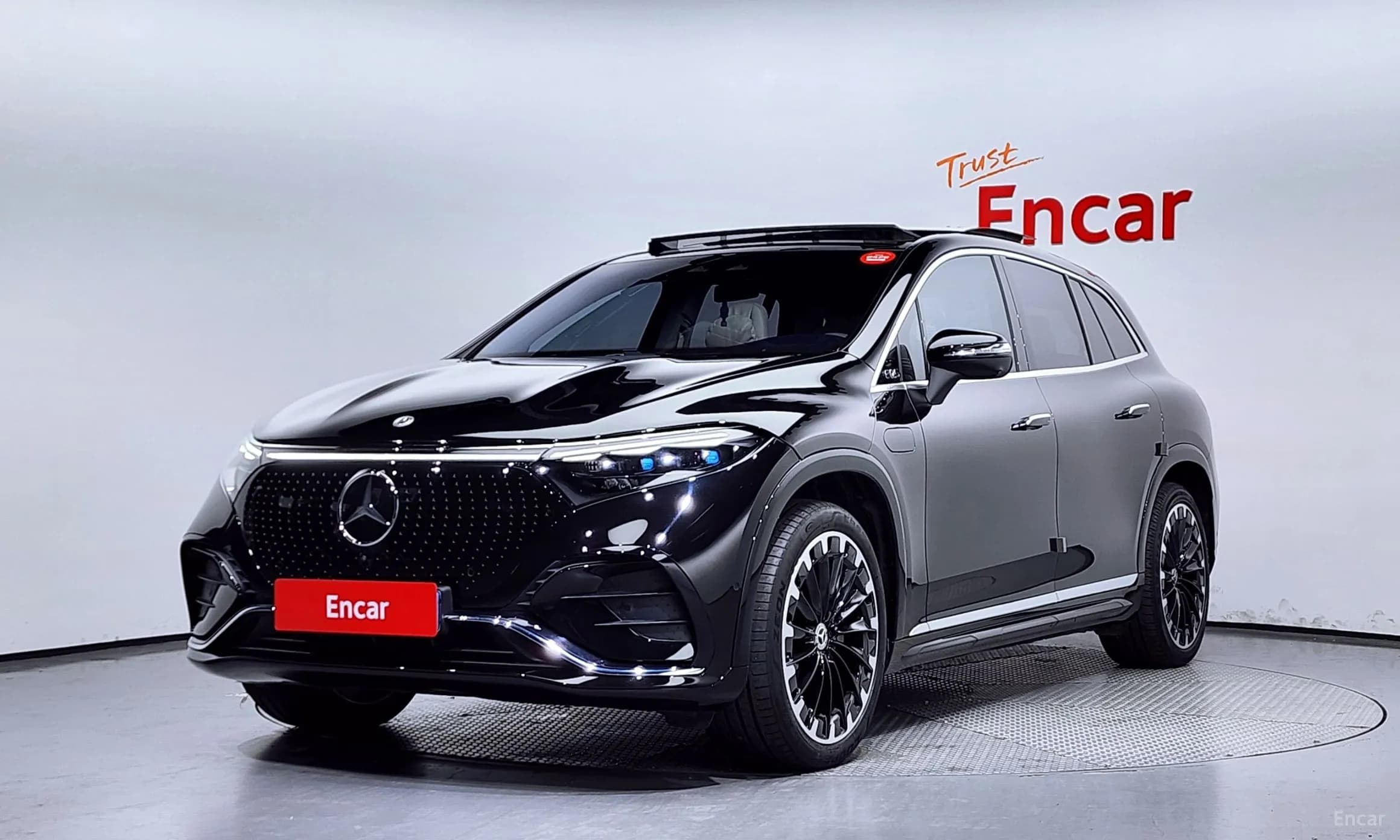 EQS SUV X296