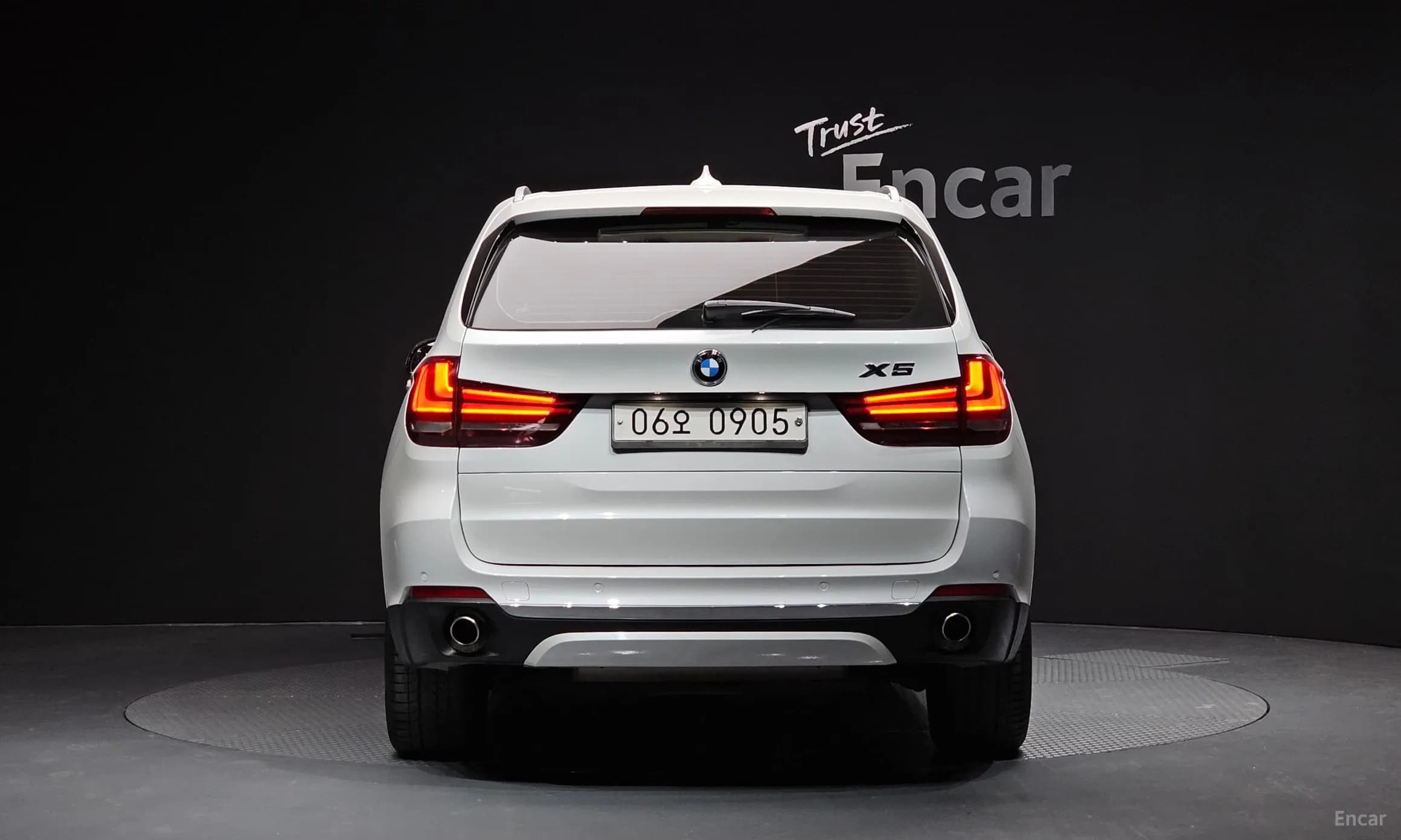 X5 (F15)