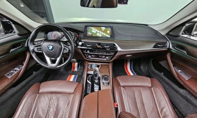 5 Series (G30)