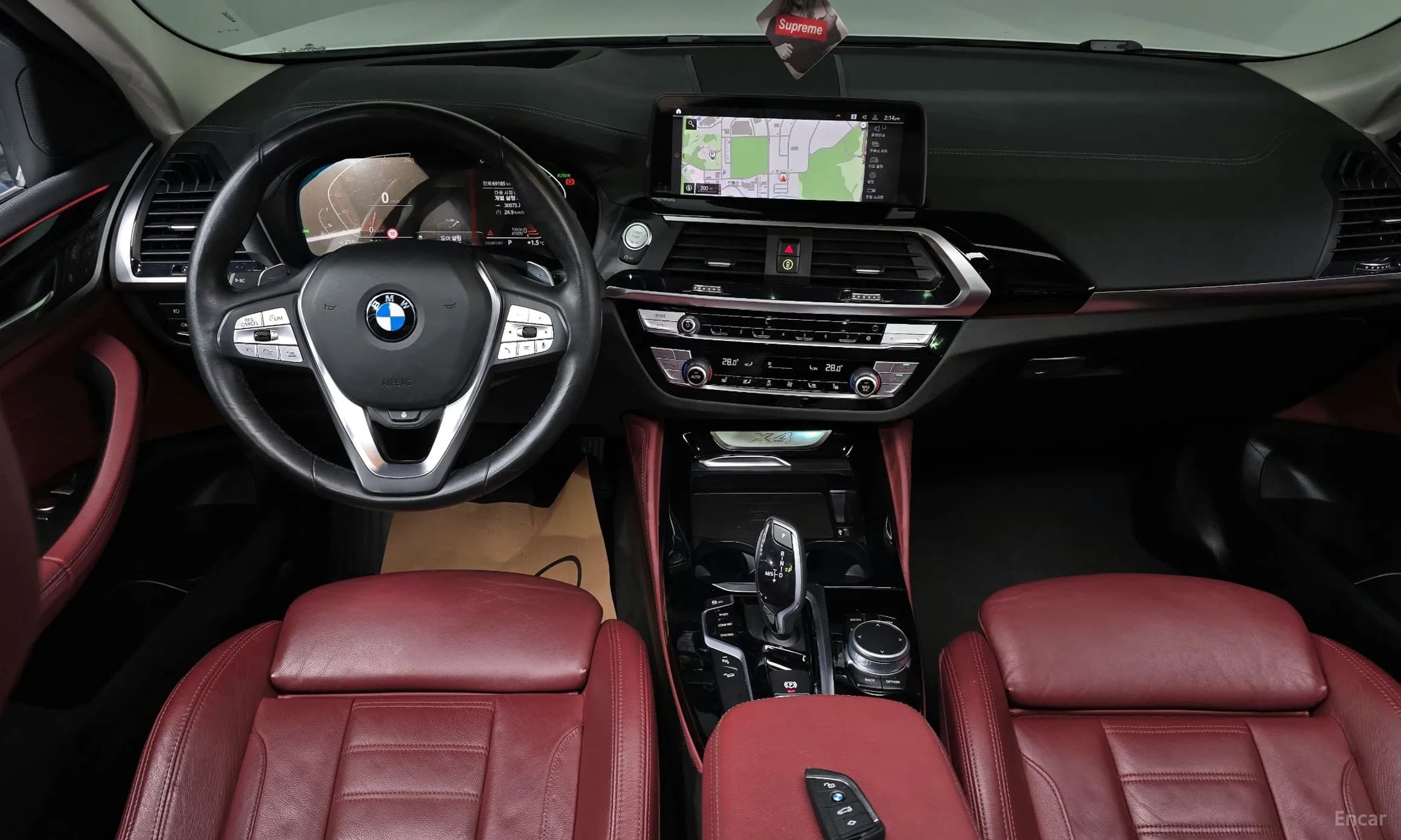 X4 (G02)